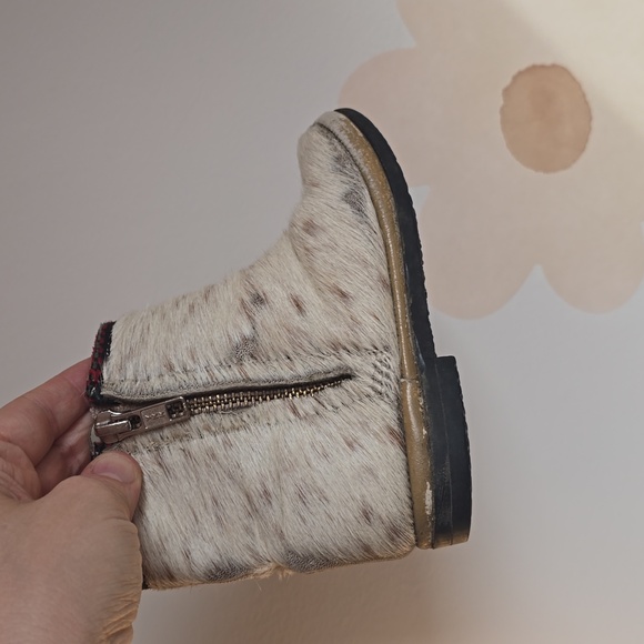 Vintage Toddler FUR Boots - Picture 9 of 12